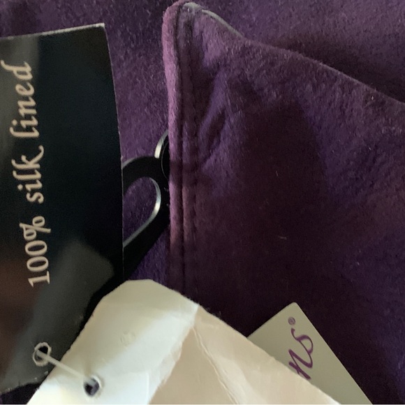 Ladies long purple gloves. Leather, silk lined. Fashion expressions. Size M. NWT - Picture 6 of 10